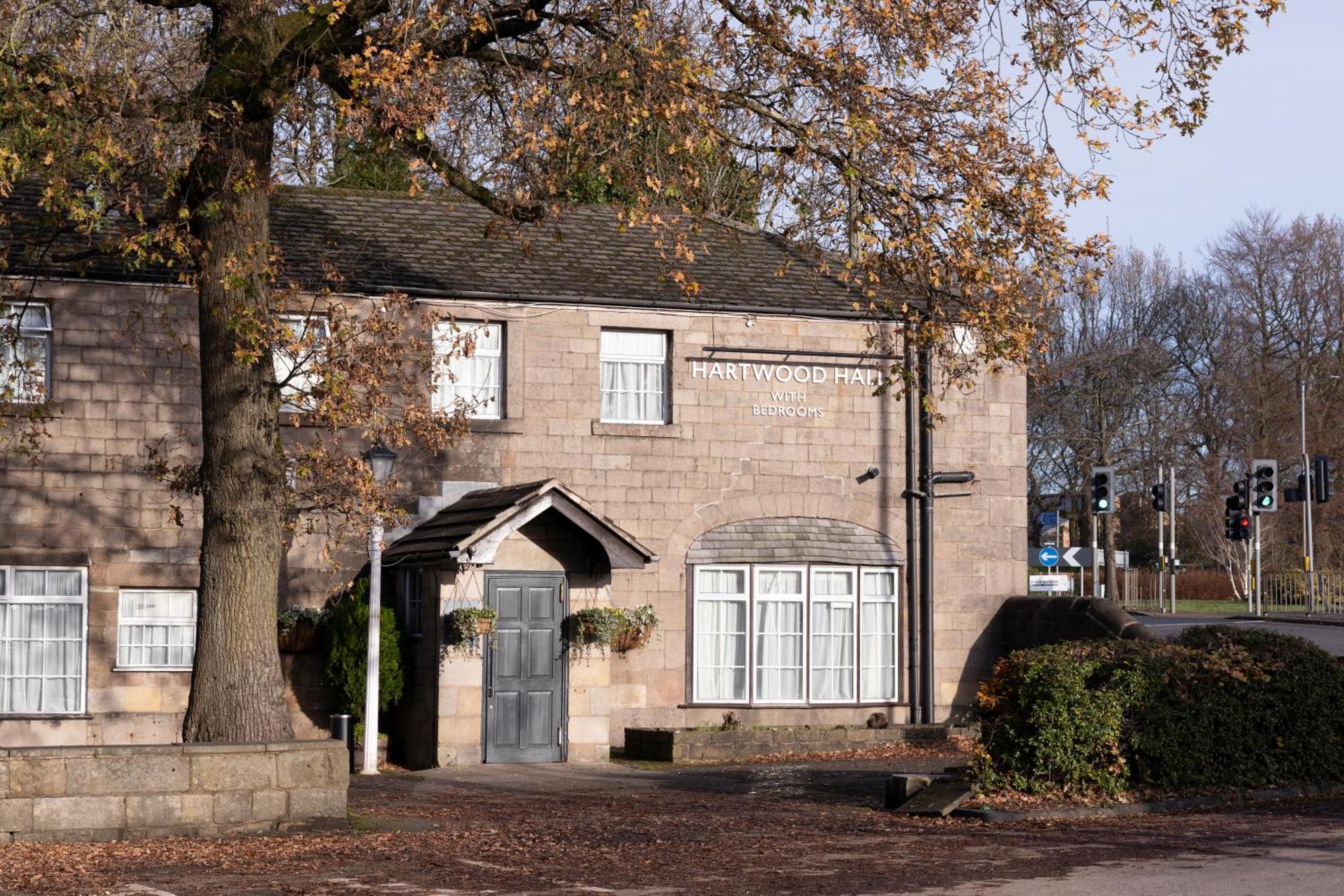 Hartwood Hall By Greene King Inns Chorley  Exterior photo